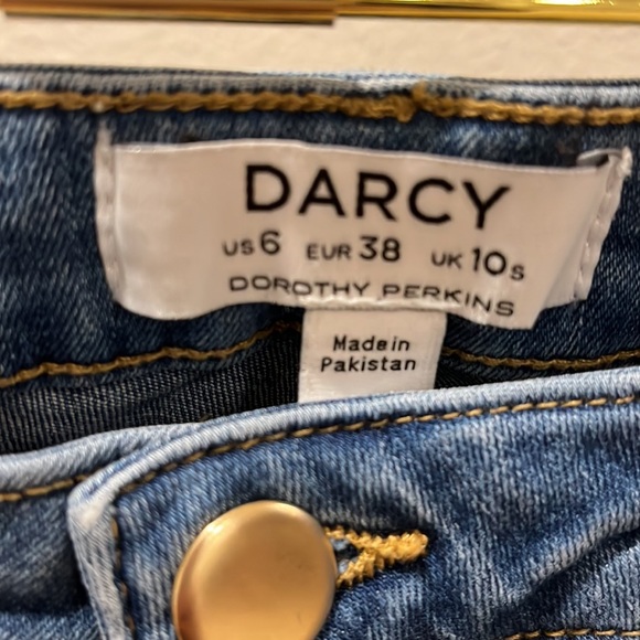 Dorthy Perkins Darcy Jeans, Skinny, mid rise, like new - Picture 2 of 6